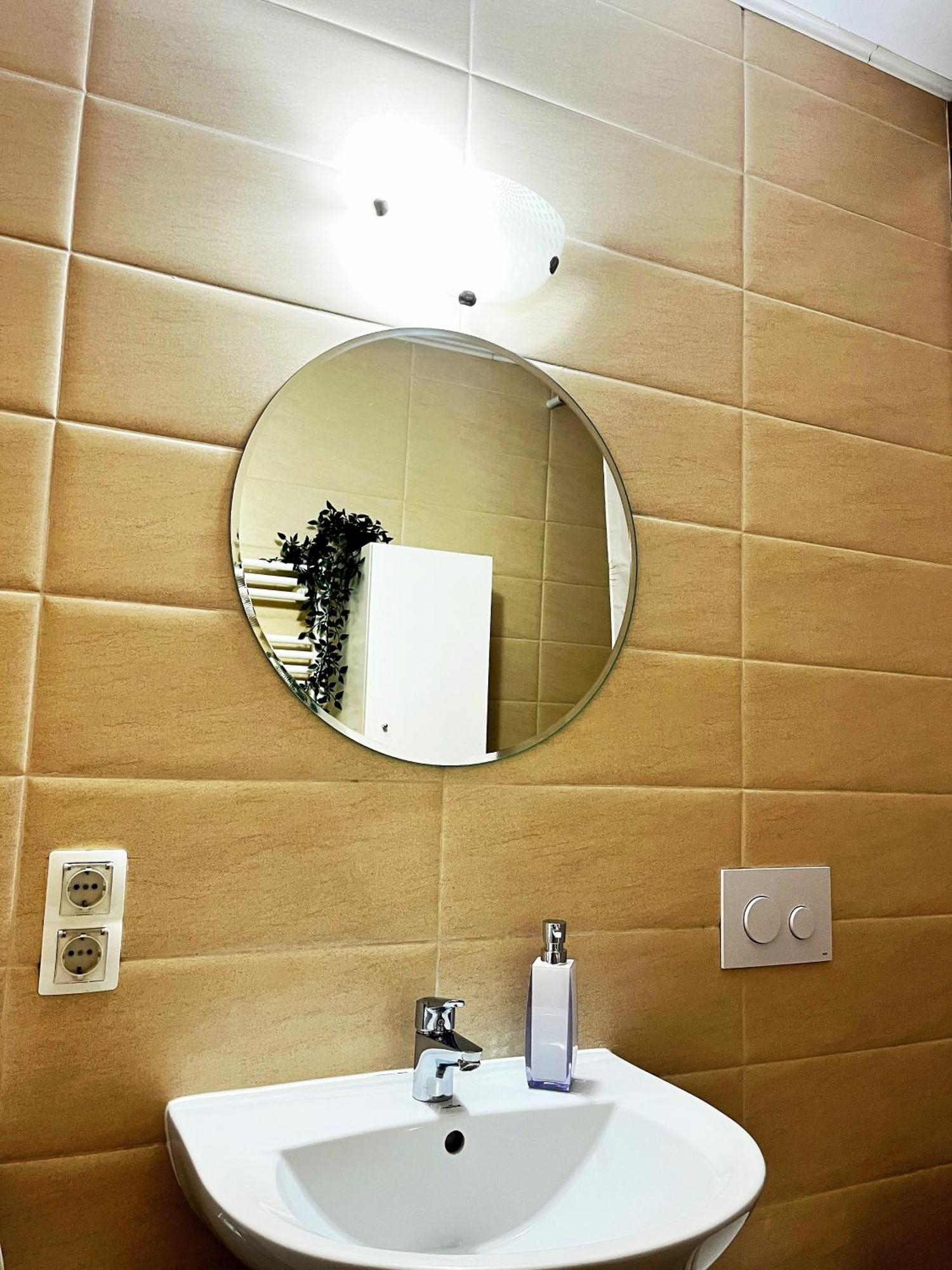 Mirandis Apartments - Comfort & Private Parking Near Coresi Mall บราชอฟ ภายนอก รูปภาพ