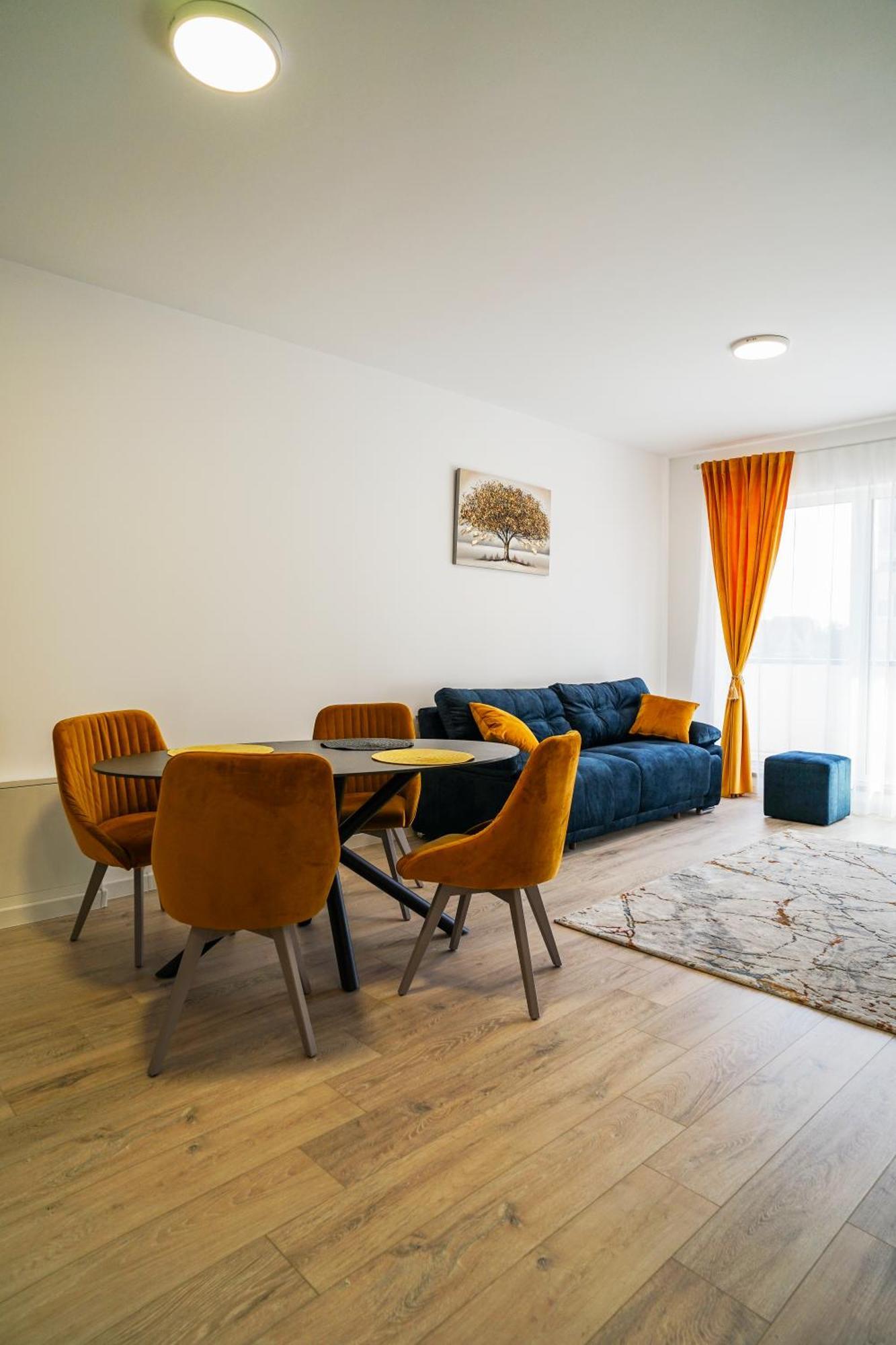 Mirandis Apartments - Comfort & Private Parking Near Coresi Mall บราชอฟ ภายนอก รูปภาพ