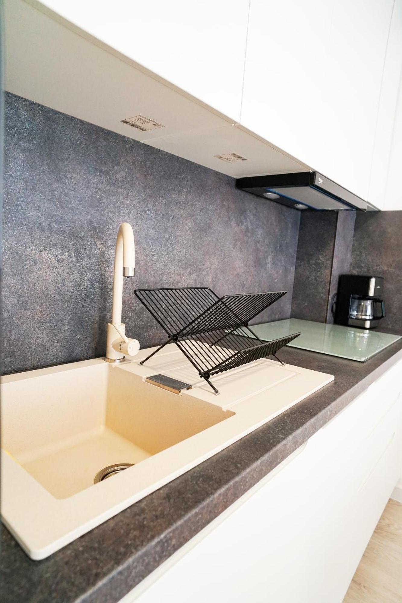 Mirandis Apartments - Comfort & Private Parking Near Coresi Mall บราชอฟ ภายนอก รูปภาพ